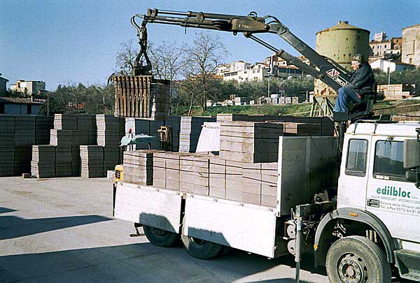 SERVIZI EDILBLOC